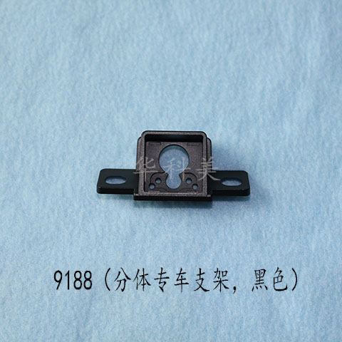 918814720/w